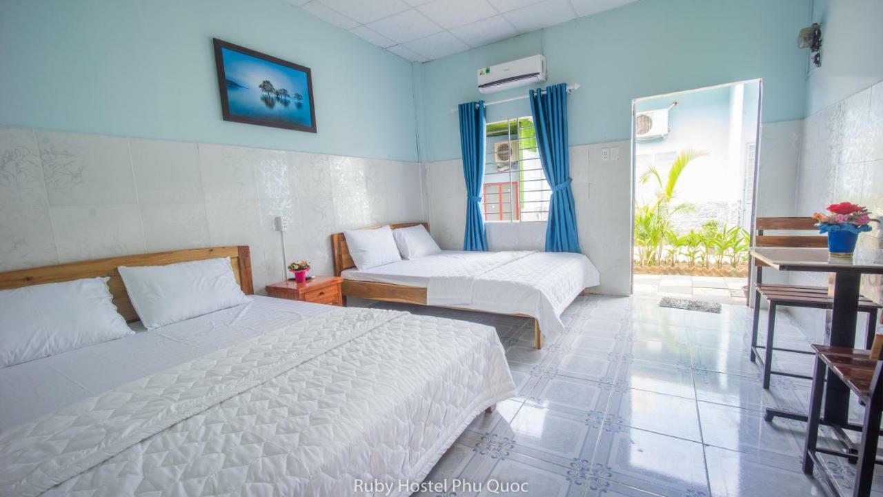 Ruby Phu Quoc Hostel Exterior photo