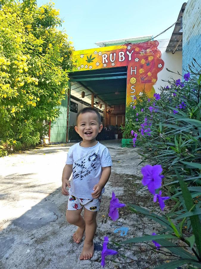 Ruby Phu Quoc Hostel Exterior photo