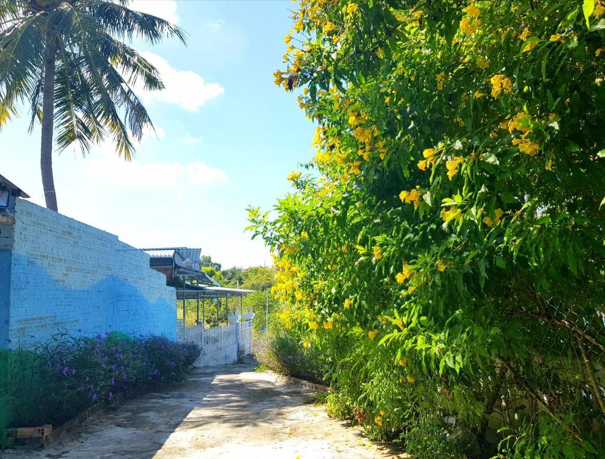 Ruby Phu Quoc Hostel Exterior photo